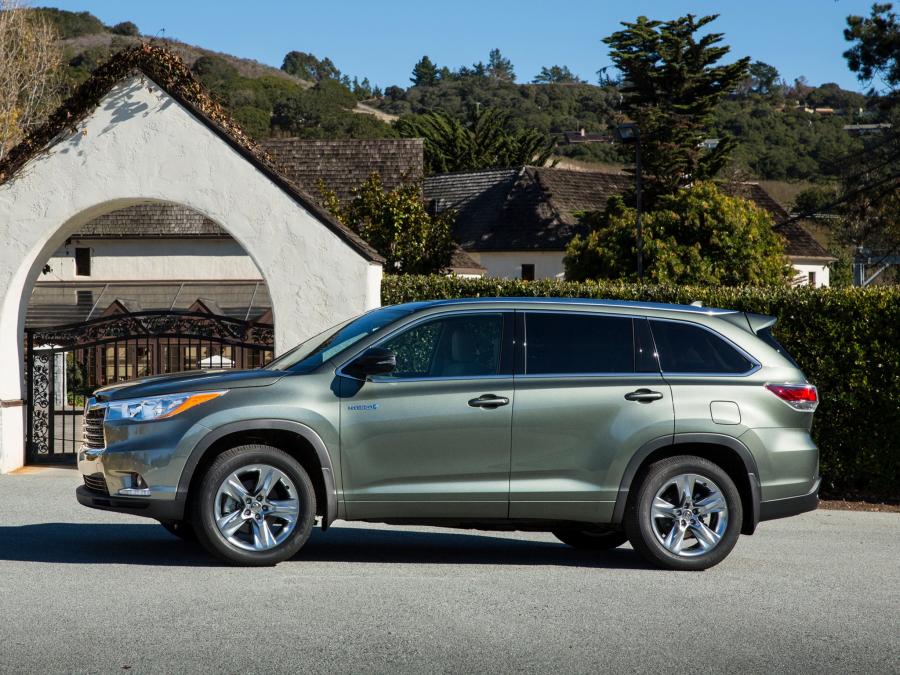  Toyota Highlander Hybrid 2013 года  (фото 15 из 21)